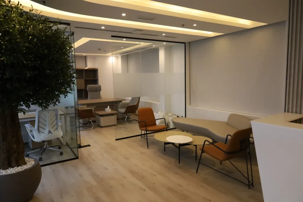 H&H Real Estate - The Zoom Interior-19