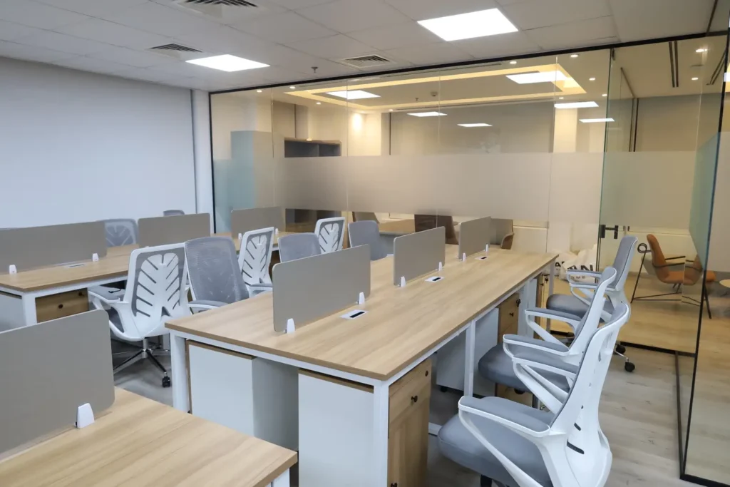 H&H Real Estate - The Zoom Interior-6