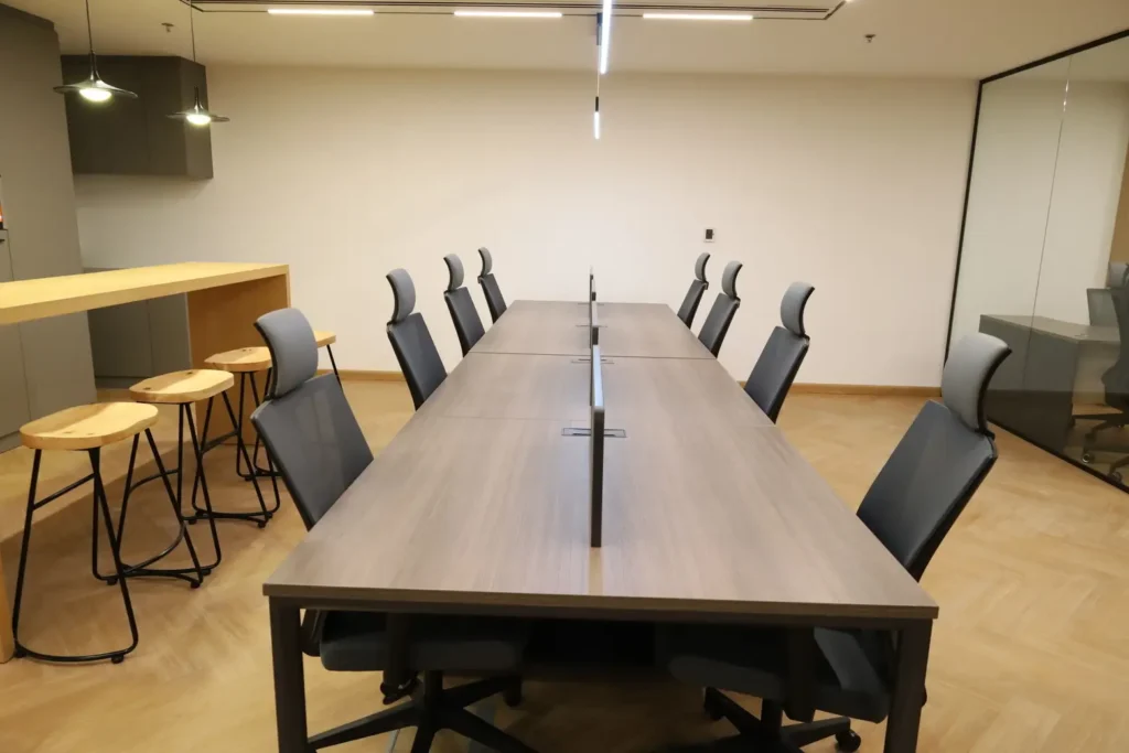 JLT CO Working Office - The Zoom Interior-5