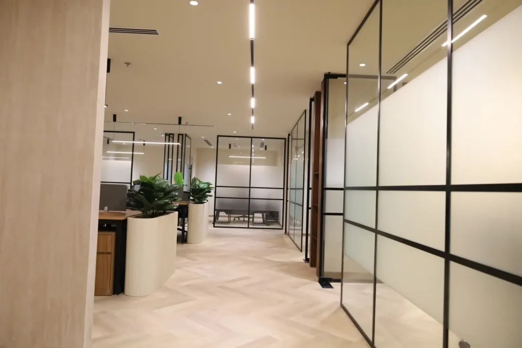 JLT Executive Office - The Zoom Interior-15