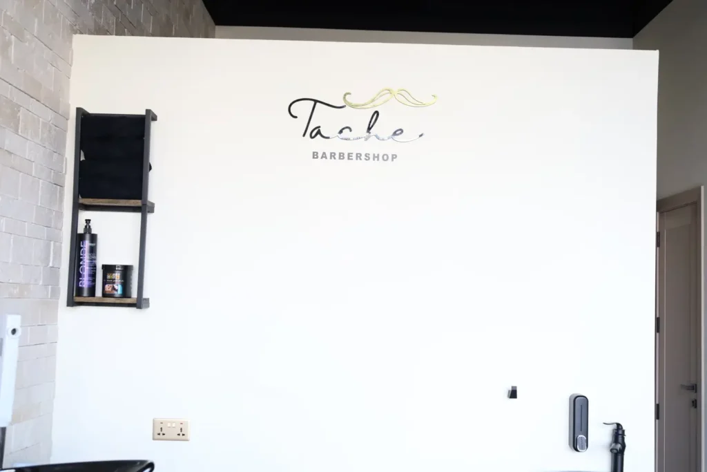 Tache Barbershop - The Zoom Interior-8